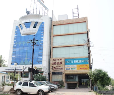 Hotel Shreenithi